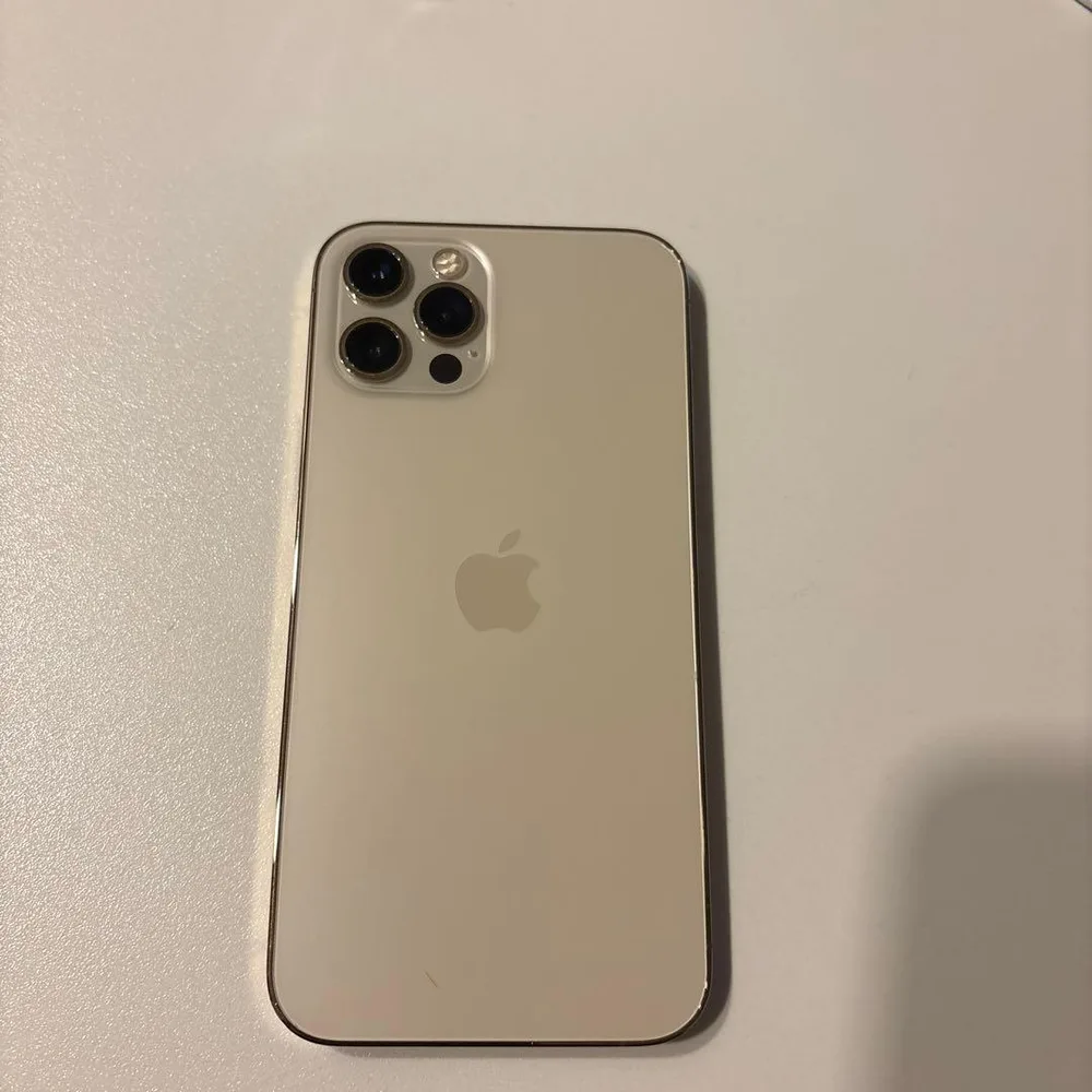 Apple iPhone 12 Pro ゴールド 本体128GB