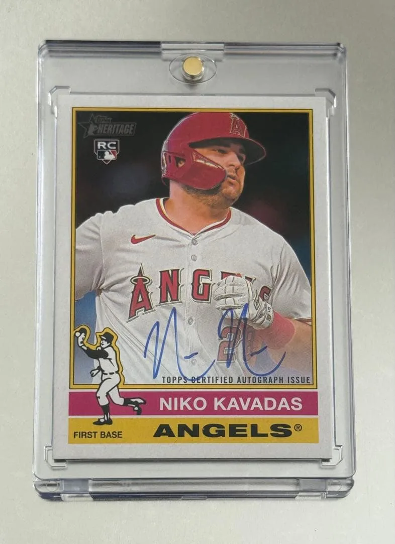 Topps Heritage NIKO KAVADAS RC 直筆サインカード