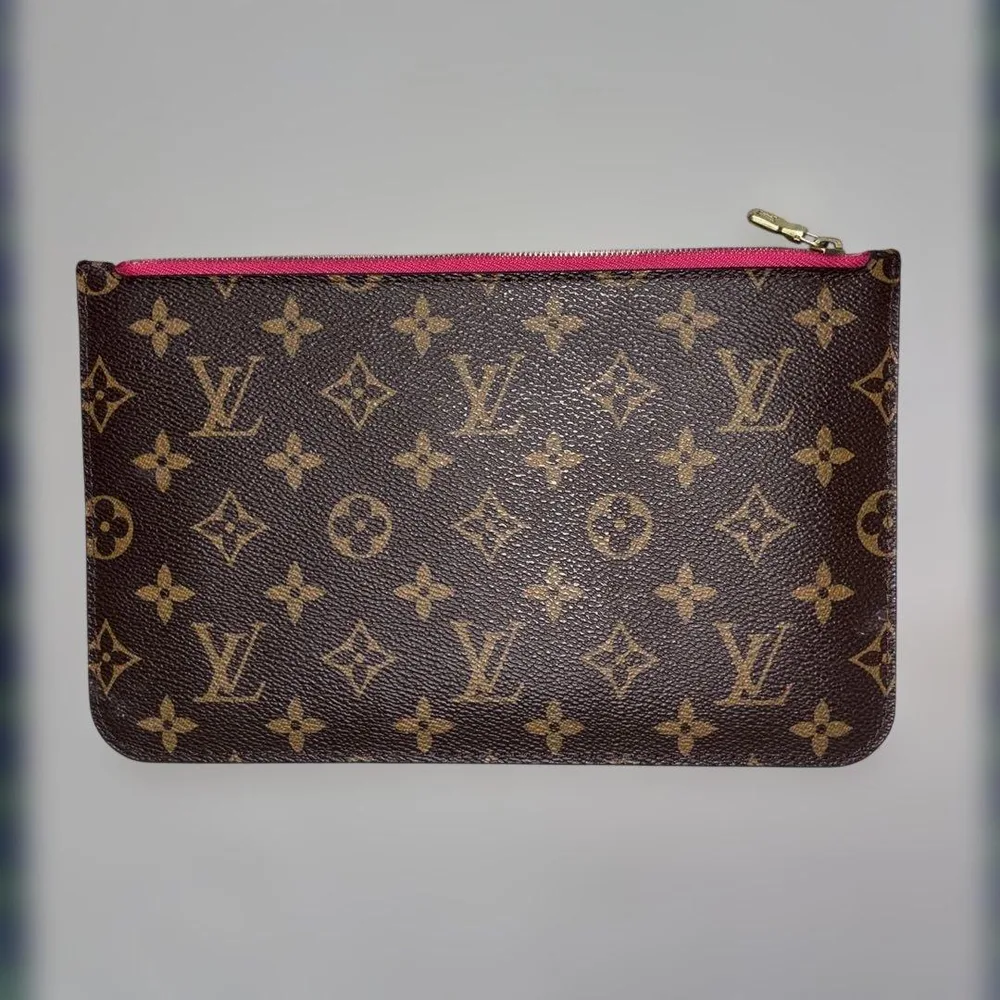 LOUIS VUITTON モノグラム ポーチ