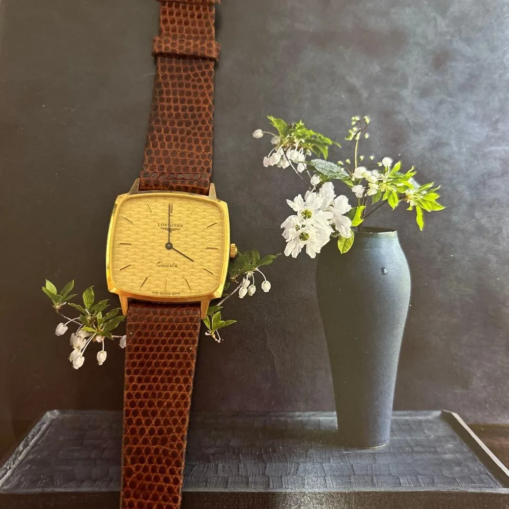 LONGINES ロンジン クォーツ 腕時計 ゴールド アンティーク