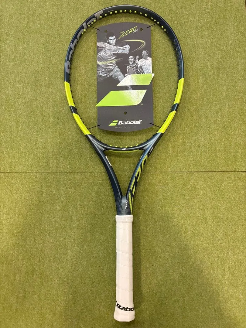 【NEW】Babolat ピュアアエロ ライト 最新