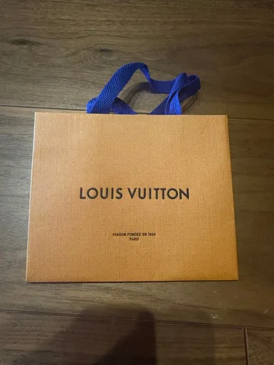 LOUIS VUITTON ショップ袋