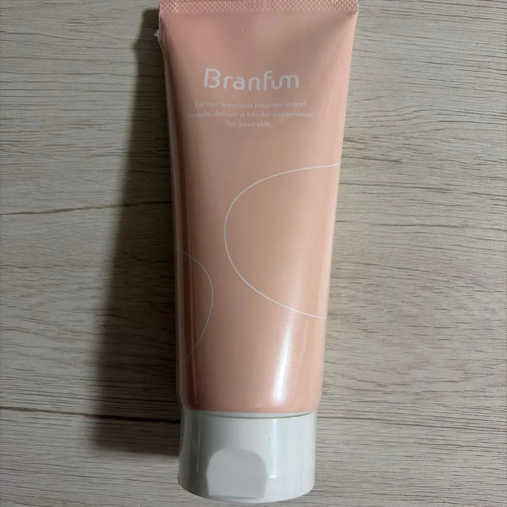ブランフューム ボディスクラブ 200g Branfum