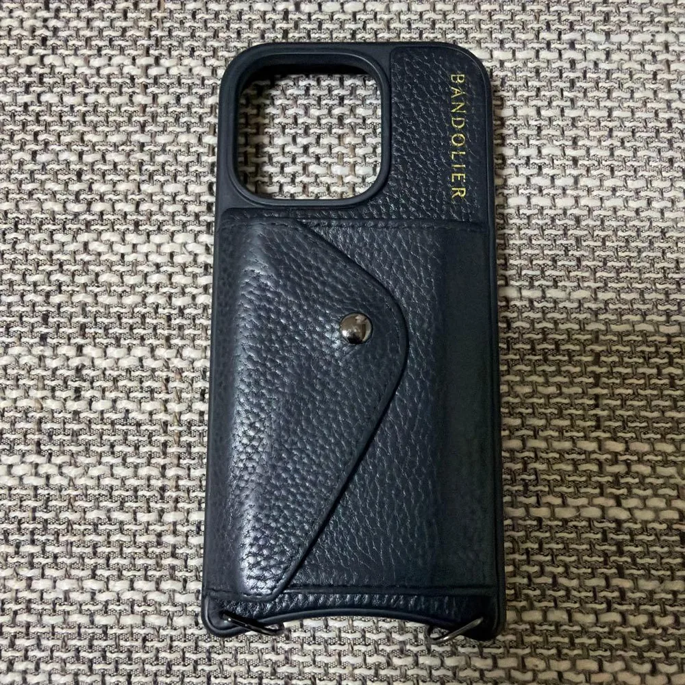 BANDOLIER iPhone16proケース ブラック
