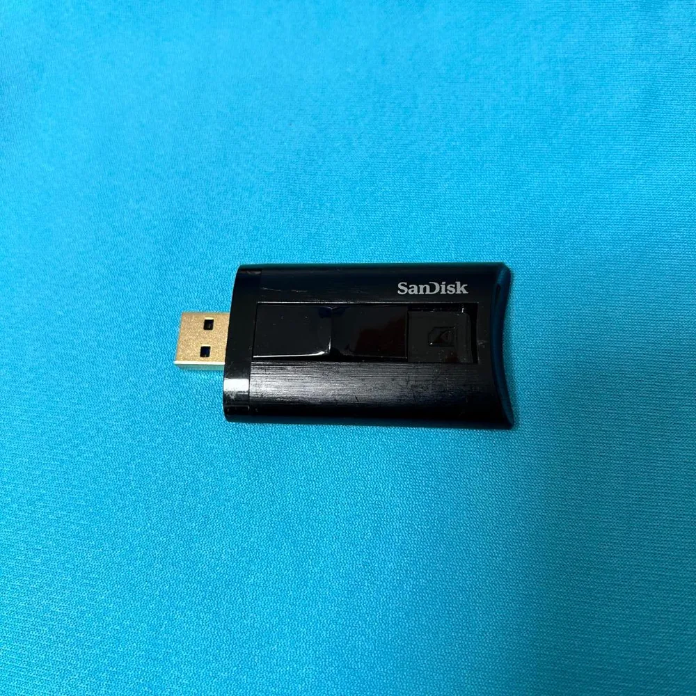 SanDisk Extreme PRO UHS-II SDカードリーダー