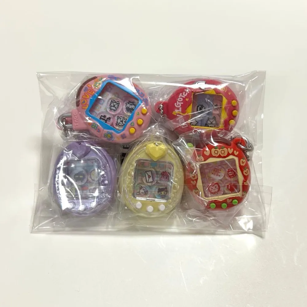 たまごっち シャカシャカチャームコレクション