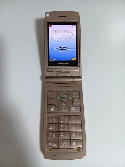 L-03A ガラケー 携帯電話本体 ピンクカラー docomo
