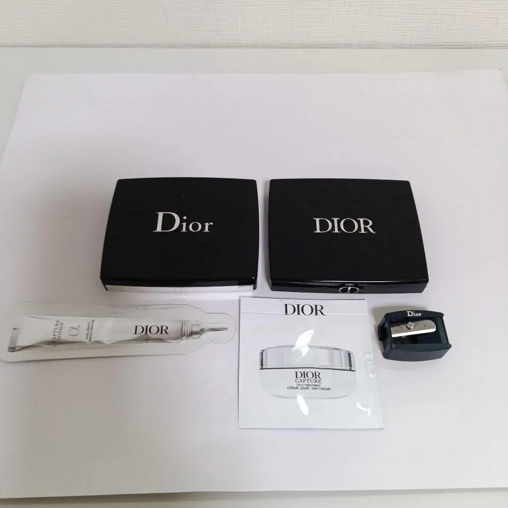 Dior アイシャドウパレット 2点セット(シャープナー付き)