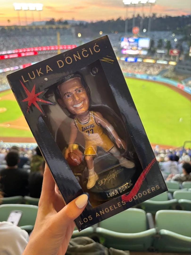 LUKA DONČIĆ ロサンゼルス・ドジャース ボブルヘッド