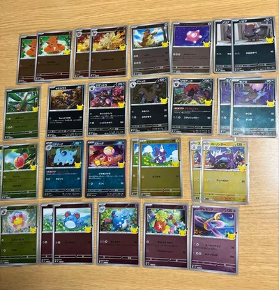 ขายการ์ดโปเกมอนจำนวนมาก