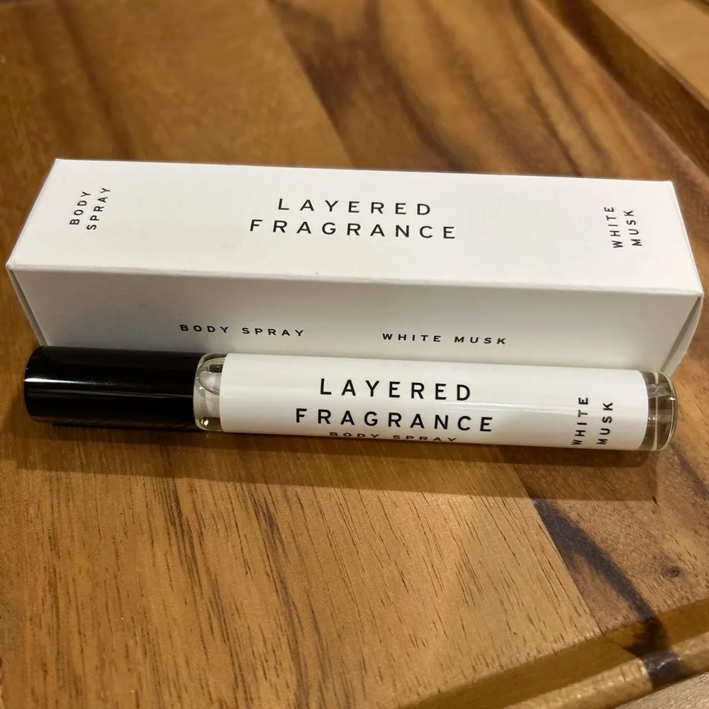 LAYERED FRAGRANCE ボディスプレー ホワイトムスク