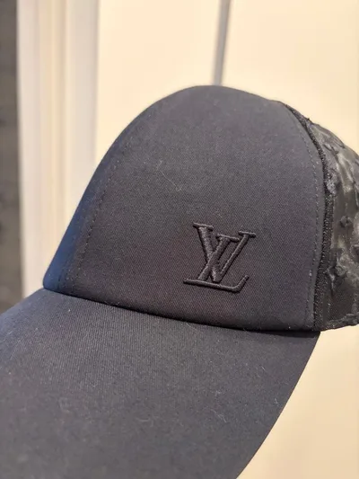 LOUIS VUITTON モノグラム メッシュ キャップ ブラック