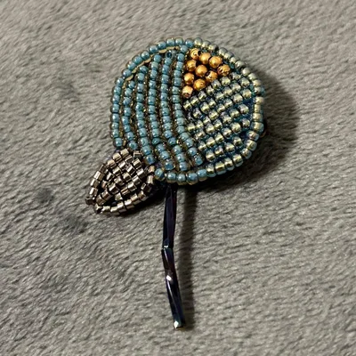 ハンドメイド ビーズ刺繍 ブローチ フラワーモチーフ