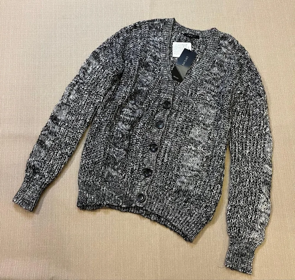 【新品】INGNI ケーブルニットカーディガン 長袖 ブラック×ホワイト M