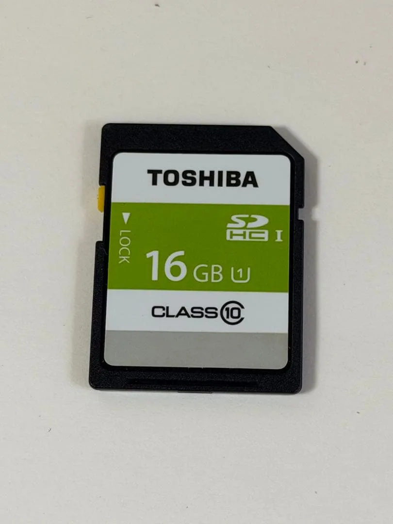 TOSHIBA SDカード 16GB CLASS10