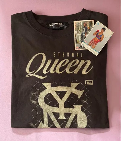 reversal ETERNAL Queen Tシャツ
