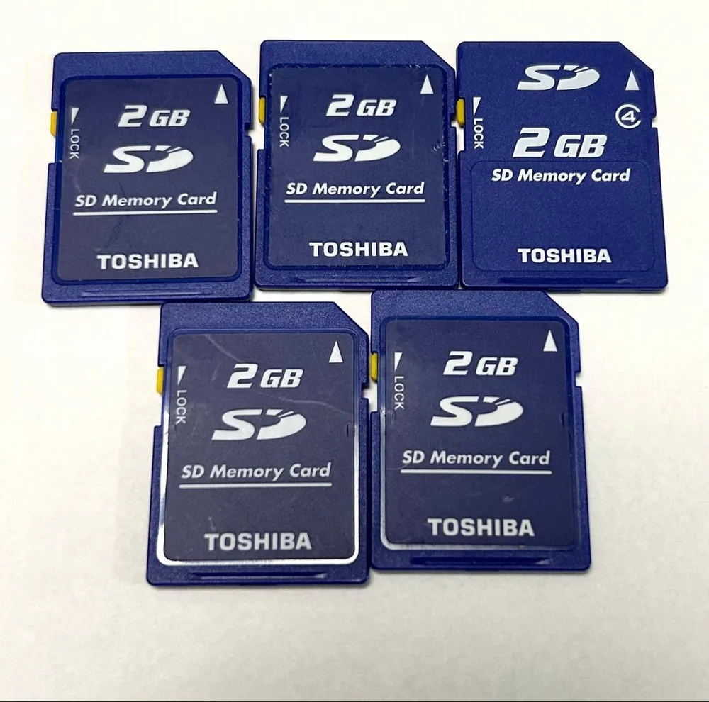 TOSHIBA SDメモリーカード 2GB 5枚セット