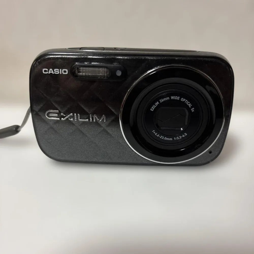 【ジャンク】CASIO EXILIM EX-N10 デジタルカメラ 本体