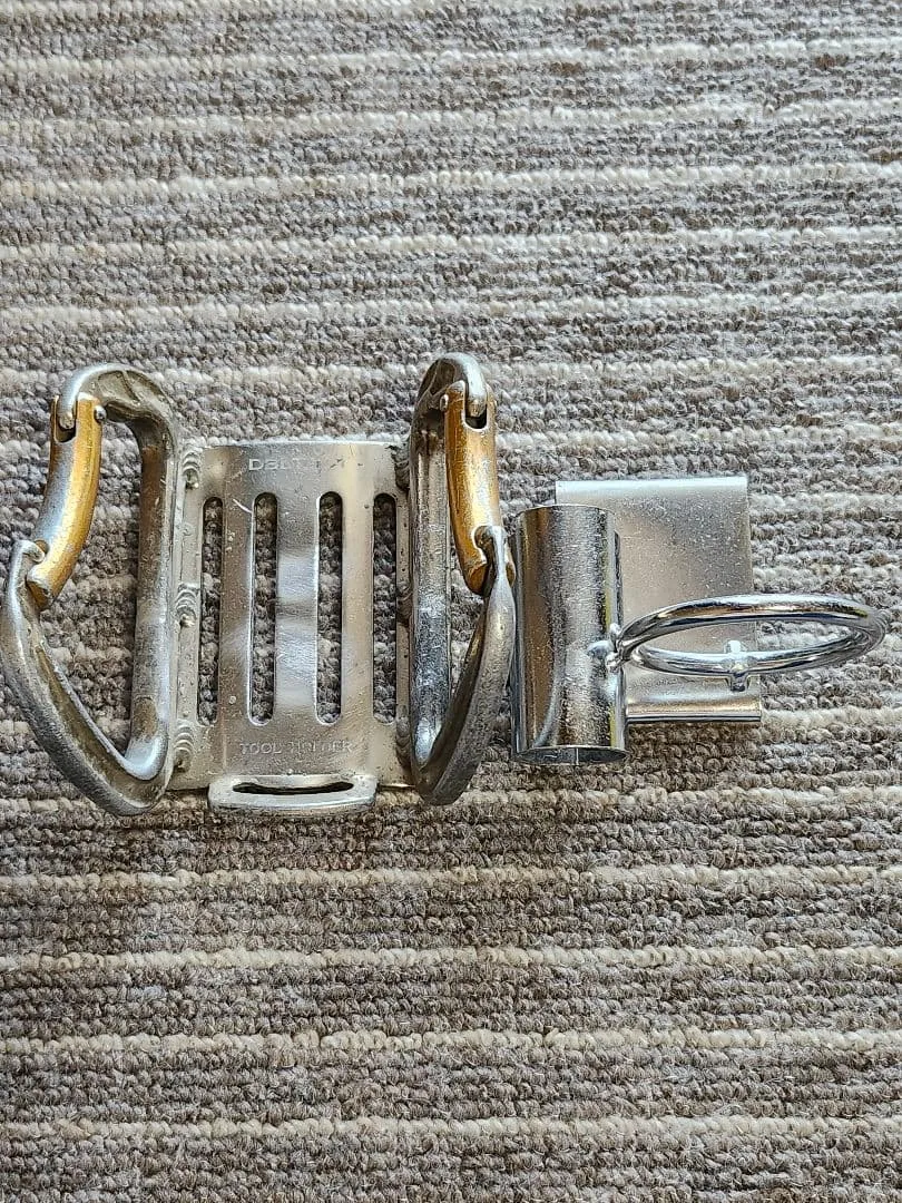 工具ホルダーDBLTACT 2点セット 腰道具セット値下げしました。