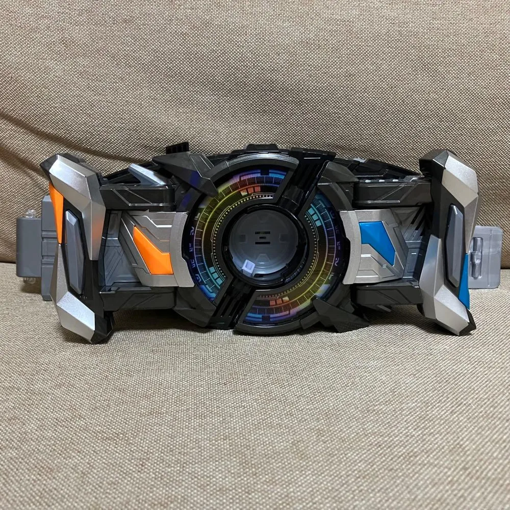 仮面ライダーギーツ デザイアドライバー 本体 コマンドツインバックル