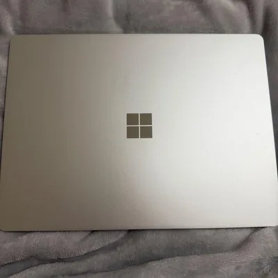 Microsoft surface laptop Go