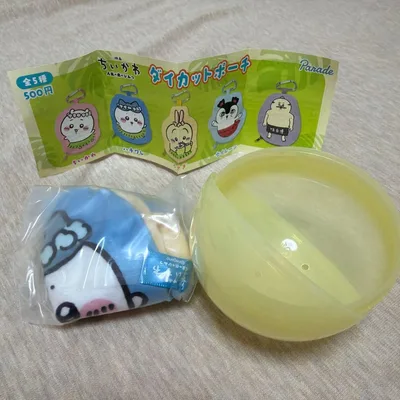 ちいかわ ダイカットポーチ ハチワレ ガチャガチャ