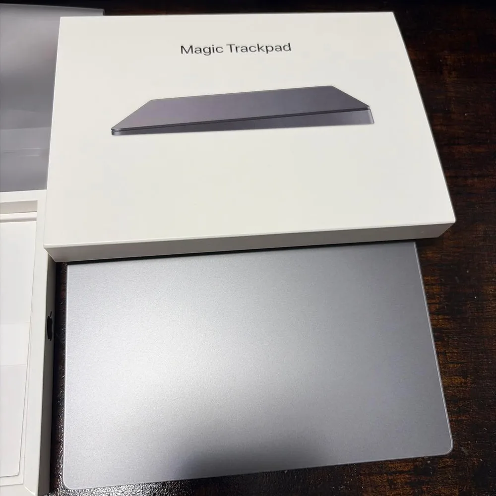 Apple Magic Trackpad 2 スペースグレイ Lightning