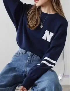 ボンジュールサガン サガラ刺繍ロゴスウェットライクニット ネイビー ○17