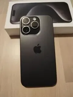 Apple iPhone 15 Pro 本体