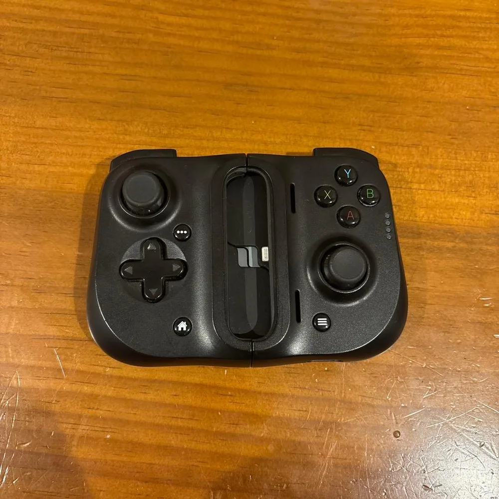 【即日発送】Razer Kishi Gaming Controller