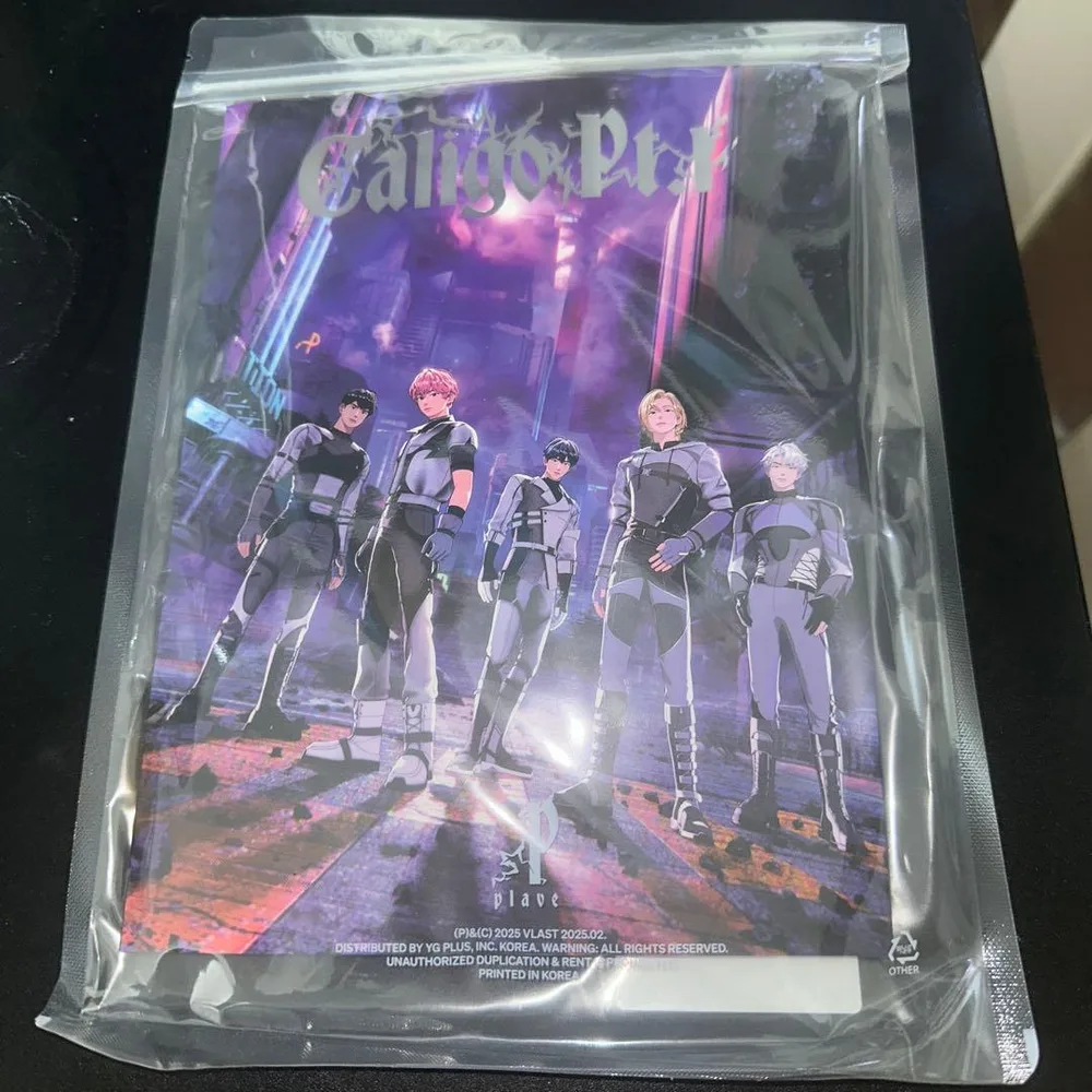 plave caligopt.1 อัลบั้ม FugitiveVer (Humin)