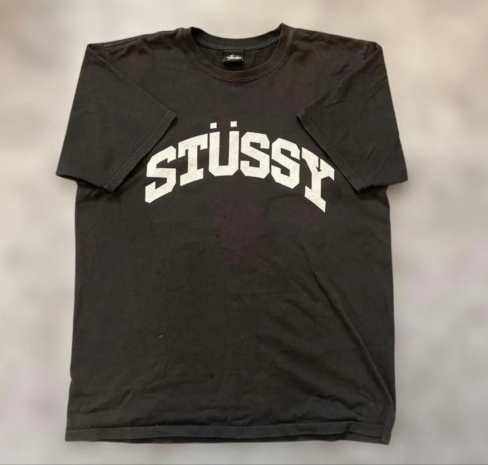 最終値下げ STUSSY アーチロゴ Tシャツ M supreme ape
