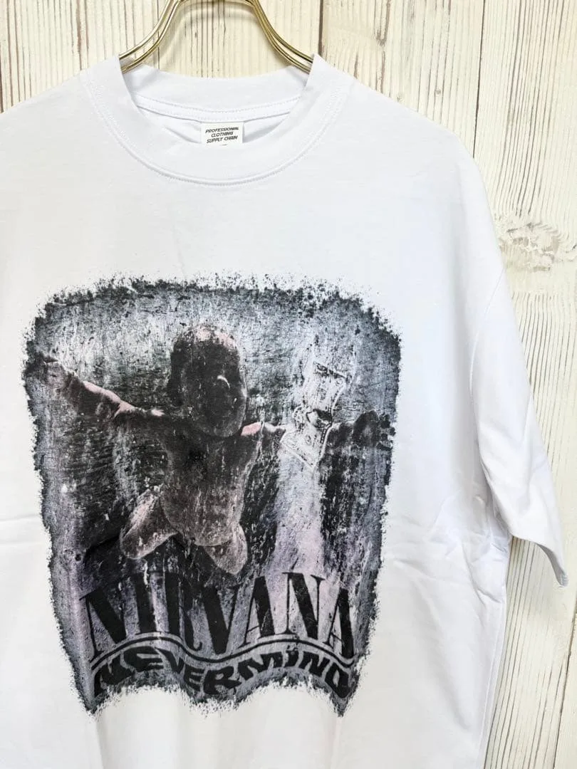 新品 Lサイズ Nirvana ニルヴァーナ 半袖 Tシャツ ロックT