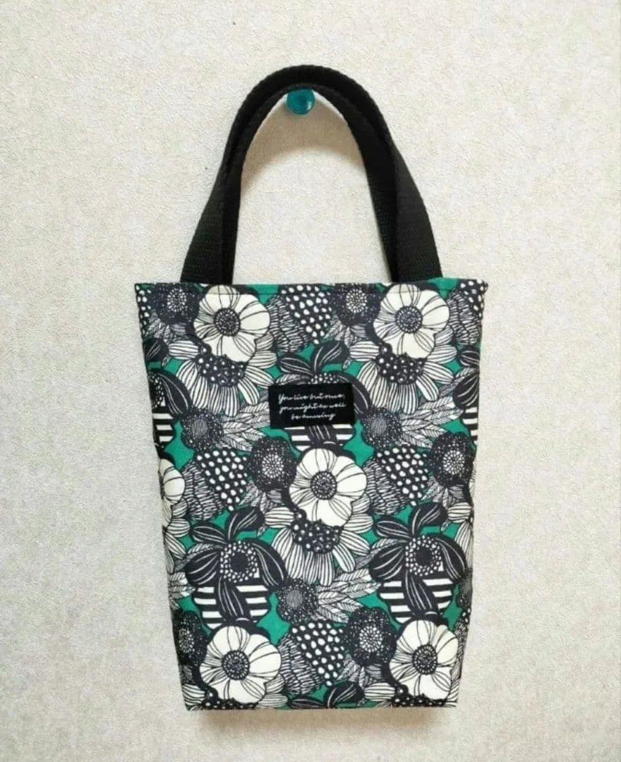 水筒バッグ ハンドメイド 花柄