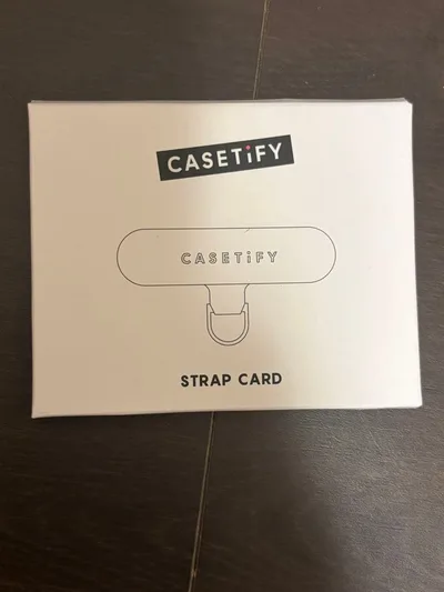 CASETiFYストラップカード