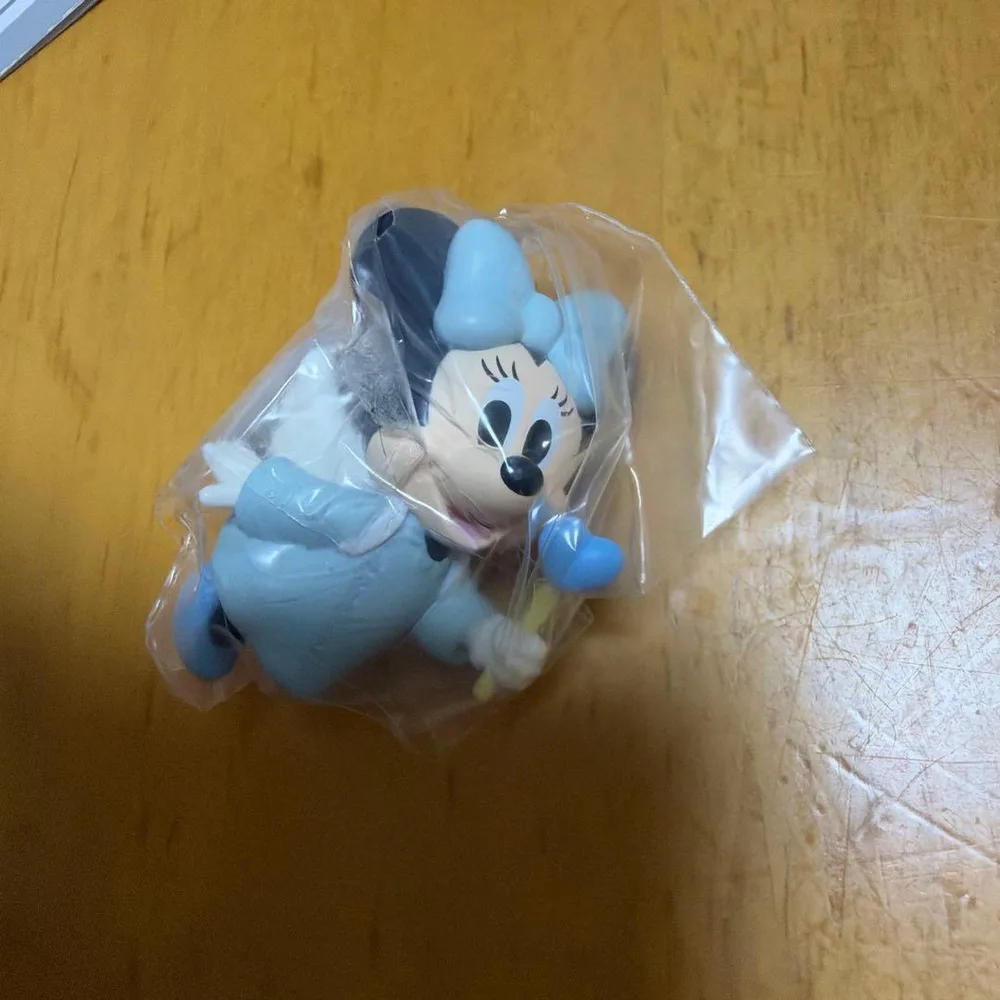 ディズニーキャラクター エンジェルスイング ミニーマウス ガチャ