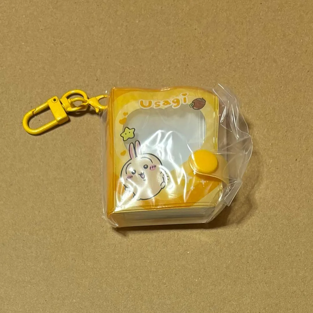ちいかわ ミニコレクトブックキーホルダー うさぎ