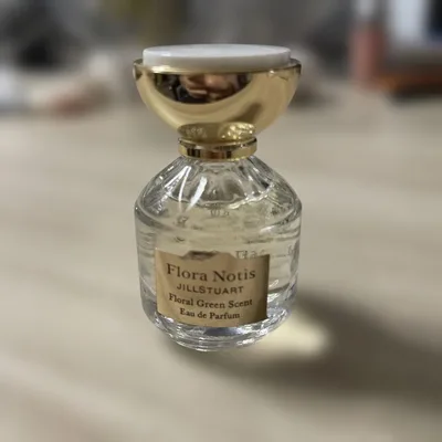 ジルスチュアート JILL STUART フローラルグリーン 香水 5ml