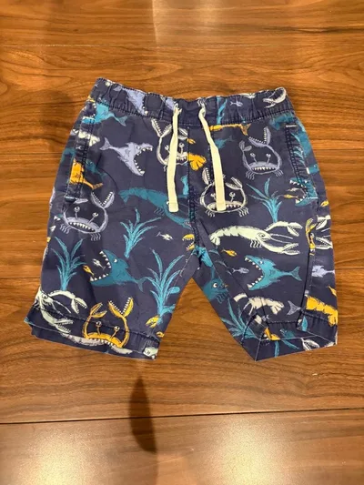 H&M キッズ ハーフパンツ 104cm サメ柄