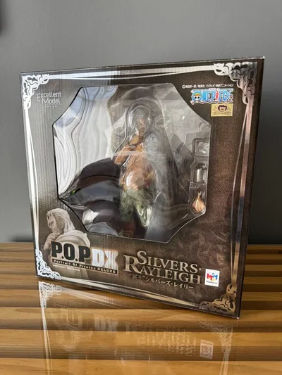 P.O.P DX 冥王シルバーズレイリー ワンピース フィギュア