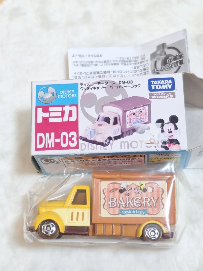 トミカ ディズニーモータース DM-03 グッティキャリー ベーカリートラック