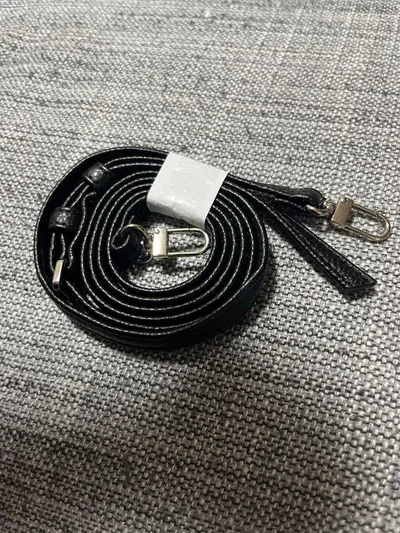 ajew エジュー ストラップ