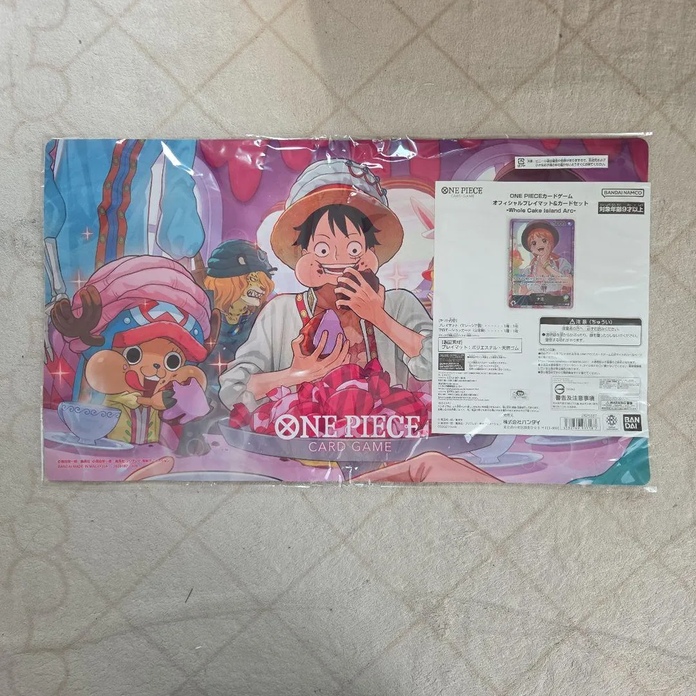 ワンピース オフィシャルプレイマット&カードセット