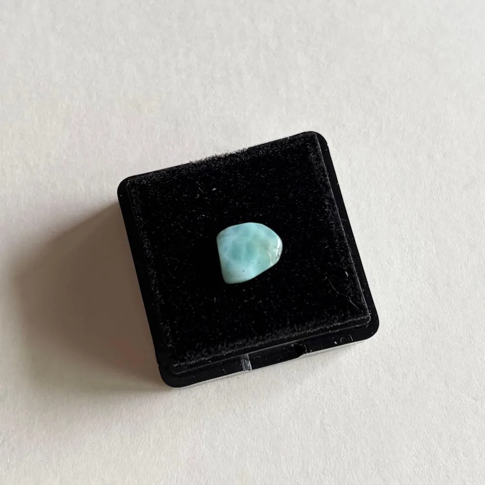 0.4g ラリマー 原石 ミニミニサイズ ケース入り