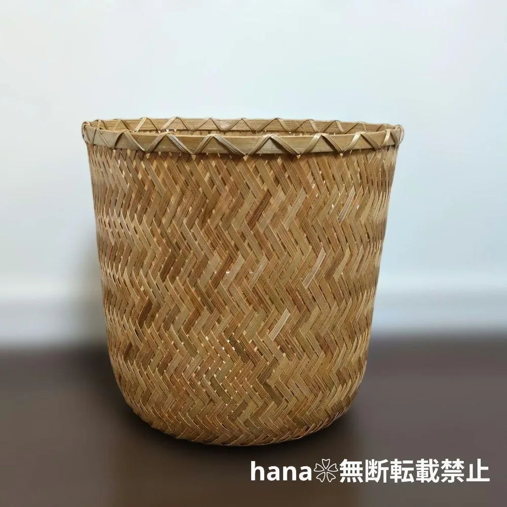 IKEA 自然素材のラウンドバスケット