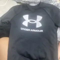 UNDER ARMOUR キッズ トレーナー ブラック