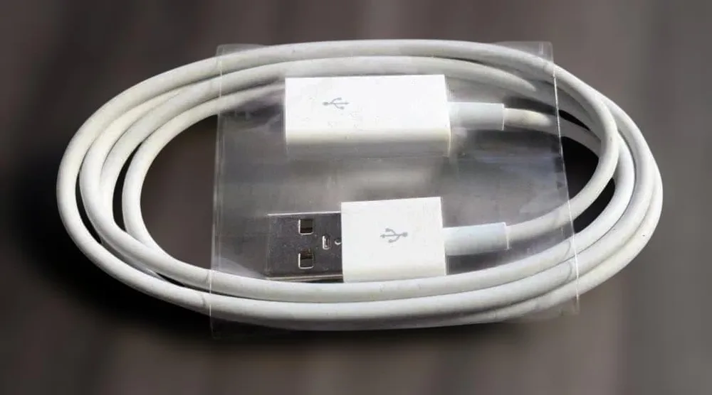 未使用 Apple純正 USB A↔︎USB A 延長ケーブル