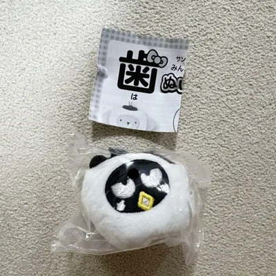【即日発送‼️】サンリオ みんなでなっちゃお!歯ぬいぐるみ バッドばつ丸