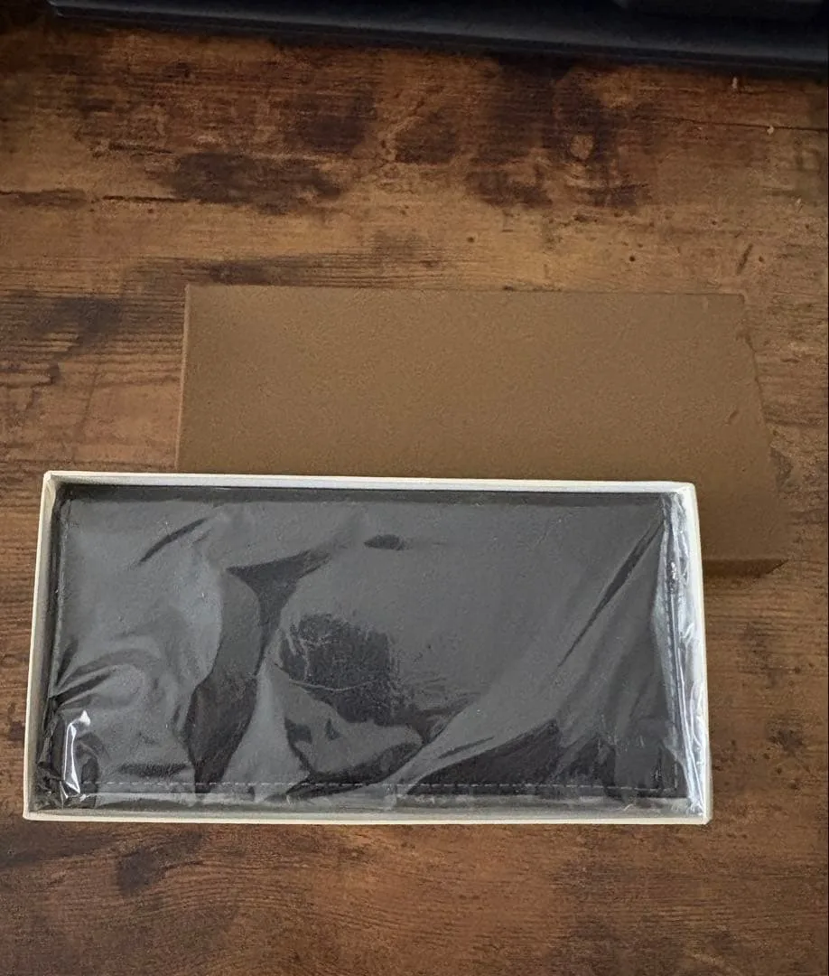 長財布 ブラック 本革 未使用品