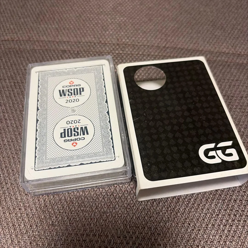 COPAG WSOP 2020 トランプ GGロゴスリーブ付